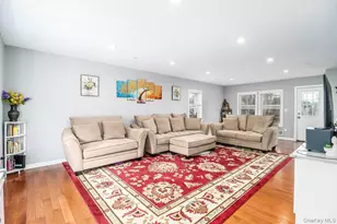 58 Prospect Ave, White Plains, NY 10607 - Photo 6