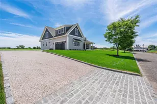 45 Club Dr, Calverton, NY 11933 - Photo 4