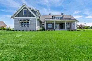 45 Club Dr, Calverton, NY 11933 - Photo 2