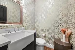 70 Connecticut Ave, Massapequa, NY 11758 - Photo 14