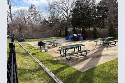 334 Lakeland Avenue #4A, Sayville, NY 11782 - Photo 18