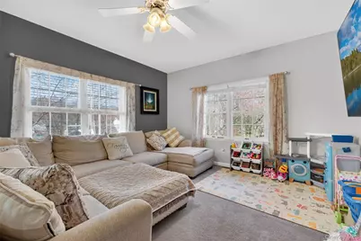 24 Coachlight Drive, Poughkeepsie, NY 12603 - Photo 14