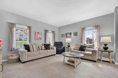 24 Coachlight Drive, Poughkeepsie, NY 12603 - Photo 6