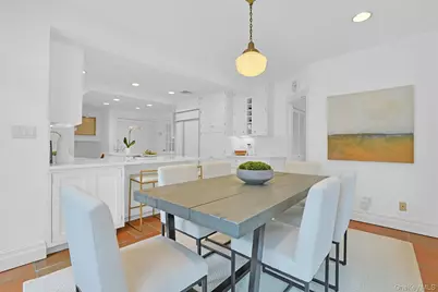 92 Walworth Avenue, Scarsdale, NY 10583 - Photo 12