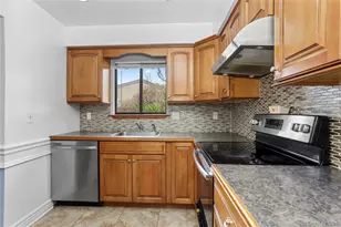 21 Scenic Vw, Yorktown Heights, NY 10598 - Photo 12