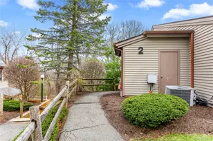 21 Scenic Vw, Yorktown Heights, NY 10598 - Photo 2