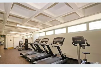 152-18 Union Turnpike #9 J, Flushing, NY 11367 - Photo 6