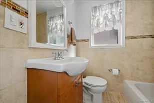 88-37 249th St, Bellerose, NY 11426 - Photo 14