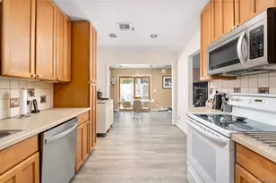 6 Georgian Ct, Coram, NY 11727 - Photo 12