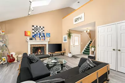 6 Georgian Court, Coram, NY 11727 - Photo 6