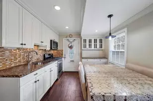 41 Walton St, Brentwood, NY 11717 - Photo 20