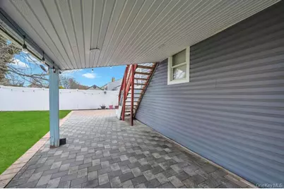 41 Walton Street, Brentwood, NY 11717 - Photo 14