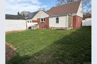 586 Stratford Road, Baldwin, NY 11510 - Photo 24