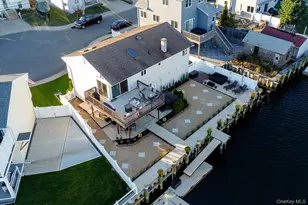 251 Garfield St, Freeport, NY 11520 - Photo 6