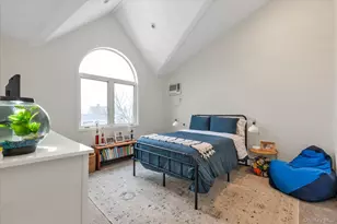 49 Downhill Ln, Wantagh, NY 11793 - Photo 12