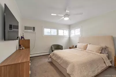 49 Downhill Lane, Wantagh, NY 11793 - Photo 10