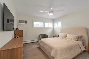 49 Downhill Ln, Wantagh, NY 11793 - Photo 10