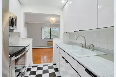 555 Central Park Avenue #125, Scarsdale, NY 10583 - Photo 14