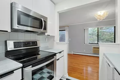 555 Central Park Avenue #125, Scarsdale, NY 10583 - Photo 16