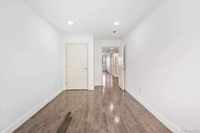 4828 Barnes Avenue #1, Bronx, NY 10470 - Photo 18