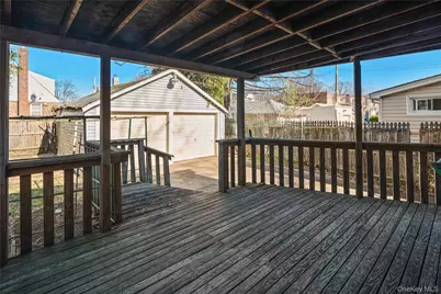 8131 164th Place, Jamaica, NY 11432 - Photo 18