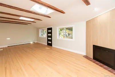 11 Tree Top Lane, Poughkeepsie, NY 12603 - Photo 8