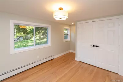 11 Tree Top Lane, Poughkeepsie, NY 12603 - Photo 18