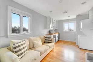 15 Marlin Rd, East Quogue, NY 11942 - Photo 10