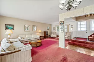 226 W 18th St, Deer Park, NY 11729 - Photo 8