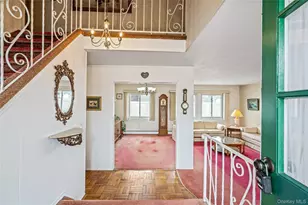 226 W 18th St, Deer Park, NY 11729 - Photo 4