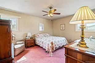 226 W 18th St, Deer Park, NY 11729 - Photo 16