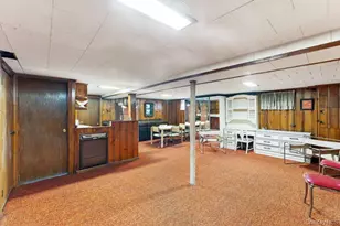 15 Woodlawn Ave, Valley Stream, NY 11581 - Photo 14