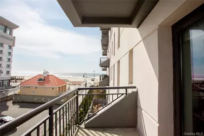 100 W Broadway #3-D, Long Beach, NY 11561 - Photo 12