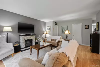12 Field Court #D, Fishkill, NY 12524 - Photo 10
