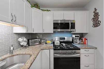12 Field Court #D, Fishkill, NY 12524 - Photo 16