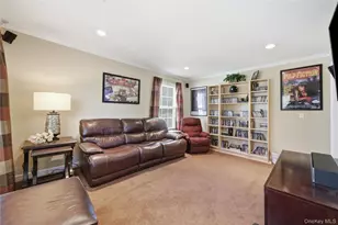 58 McGaw Ave, Lake Grove, NY 11755 - Photo 14