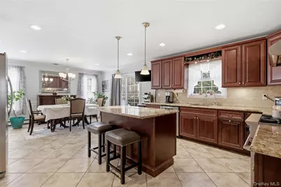 58 McGaw Avenue, Lake Grove, NY 11755 - Photo 8