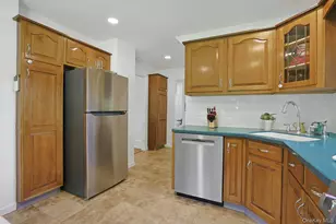 253 Maple Rd, Valley Cottage, NY 10989 - Photo 16