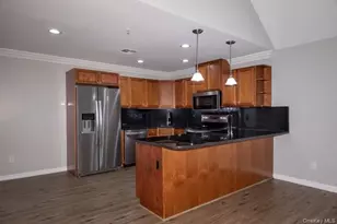 2200 Dolphin Ln, Holbrook, NY 11741 - Photo 4