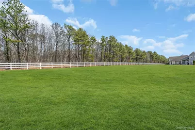 191 Belmont Circle, Yaphank, NY 11980 - Photo 30