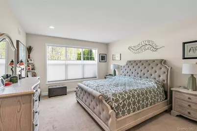 191 Belmont Circle, Yaphank, NY 11980 - Photo 14