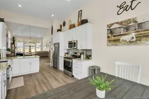 191 Belmont Cir, Yaphank, NY 11980 - Photo 8