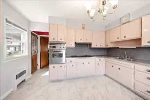 32 Agawam N, Yonkers, NY 10704 - Photo 8