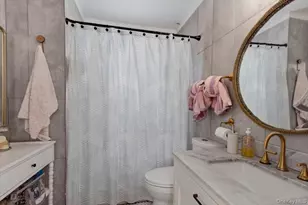 129 Gailmore Dr, Yonkers, NY 10710 - Photo 12