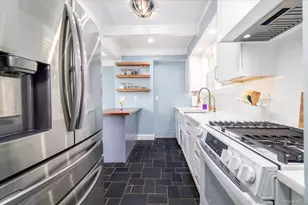 1885 Washington Ave, Seaford, NY 11783 - Photo 20