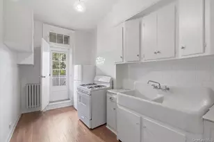 60-63 Catalpa Ave, Ridgewood, NY 11385 - Photo 16