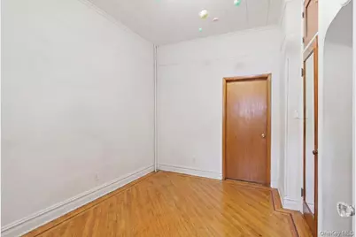 6063 Catalpa Avenue, Ridgewood, NY 11385 - Photo 10