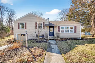 27 Franklin Road, Hyde Park, NY 12538 - Photo 1