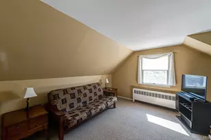 10 Wallace Dr, Plainview, NY 11803 - Photo 20