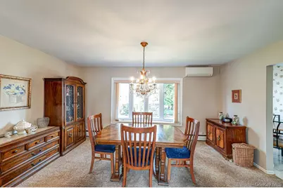 10 Wallace Drive, Plainview, NY 11803 - Photo 6